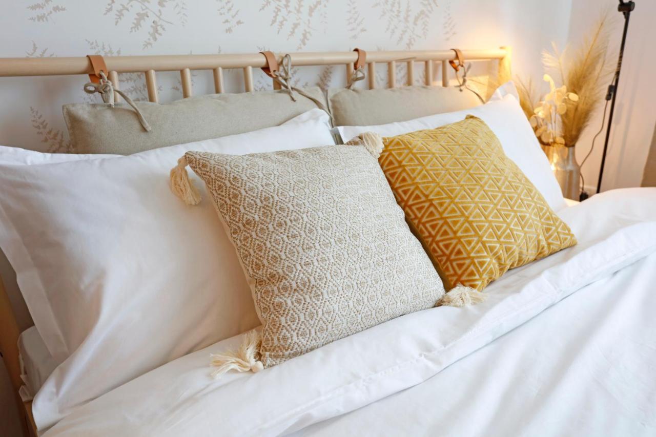 New & Cozy Studio In Ghencea + Netflix Bukares Bagian luar foto