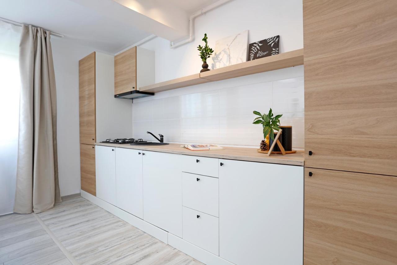 New & Cozy Studio In Ghencea + Netflix Bukares Bagian luar foto