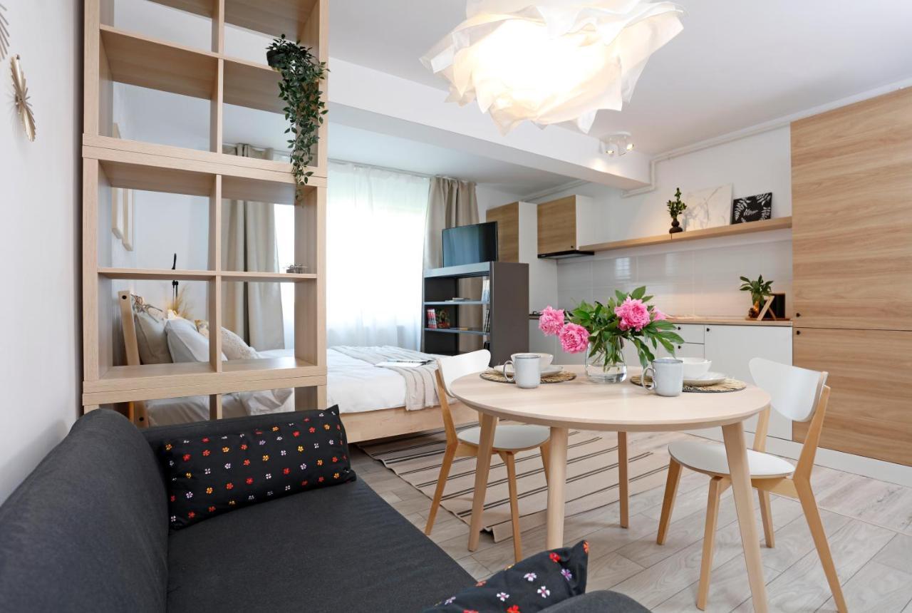 New & Cozy Studio In Ghencea + Netflix Bukares Bagian luar foto