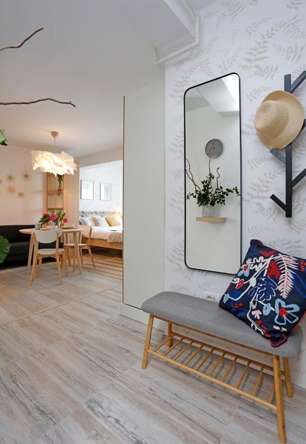 New & Cozy Studio In Ghencea + Netflix Bukares Bagian luar foto