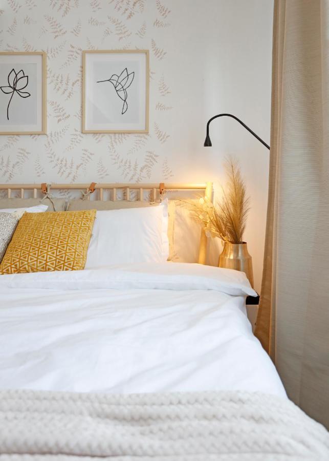 New & Cozy Studio In Ghencea + Netflix Bukares Bagian luar foto