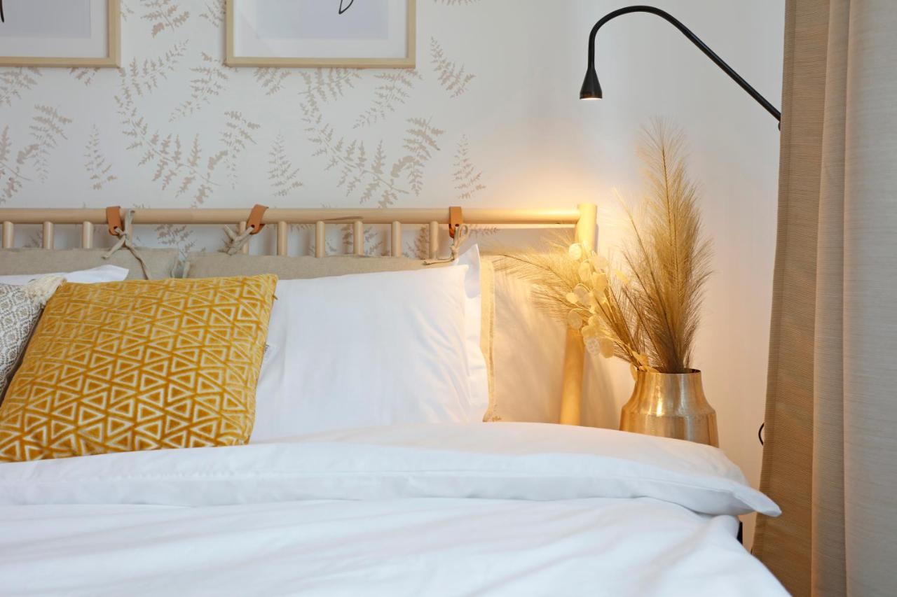 New & Cozy Studio In Ghencea + Netflix Bukares Bagian luar foto
