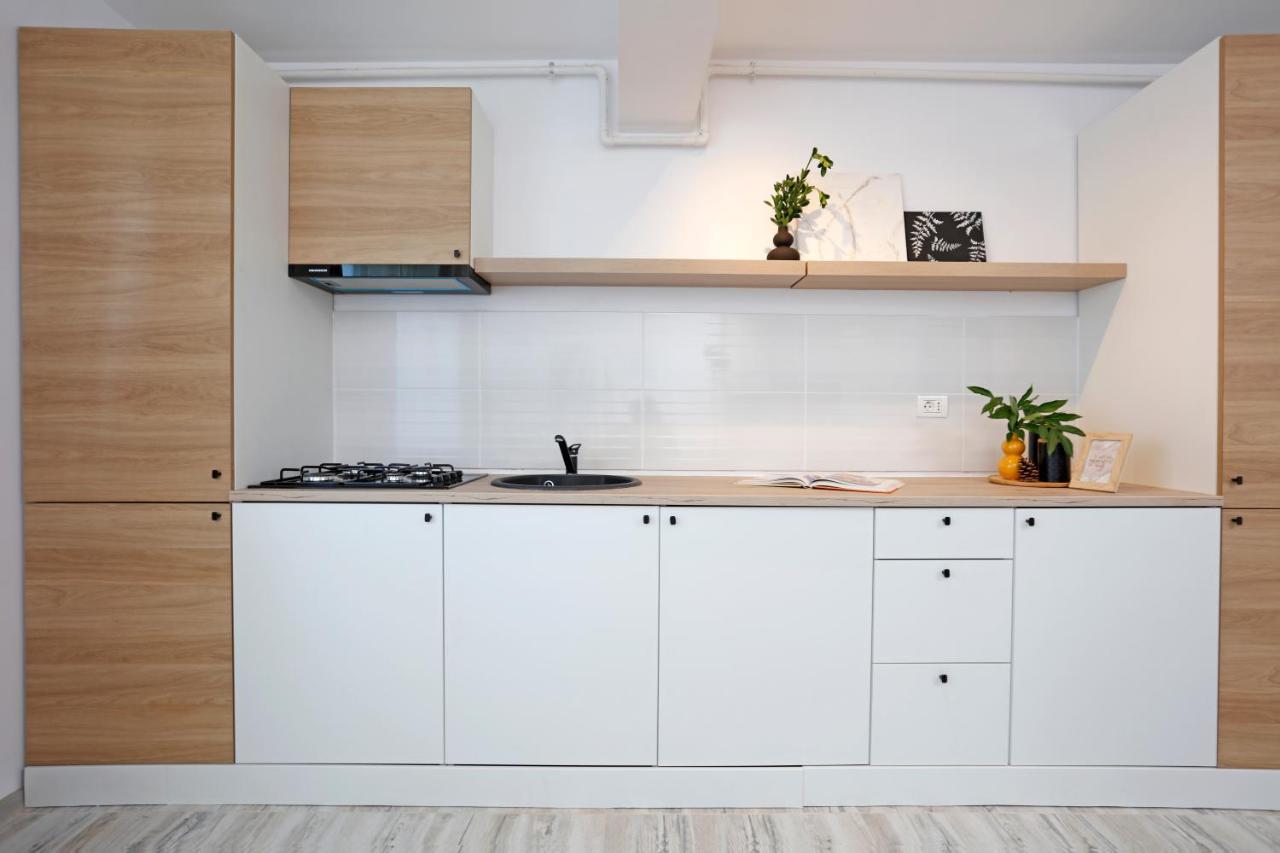 New & Cozy Studio In Ghencea + Netflix Bukares Bagian luar foto