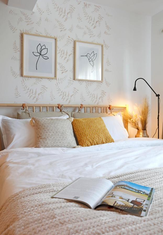 New & Cozy Studio In Ghencea + Netflix Bukares Bagian luar foto