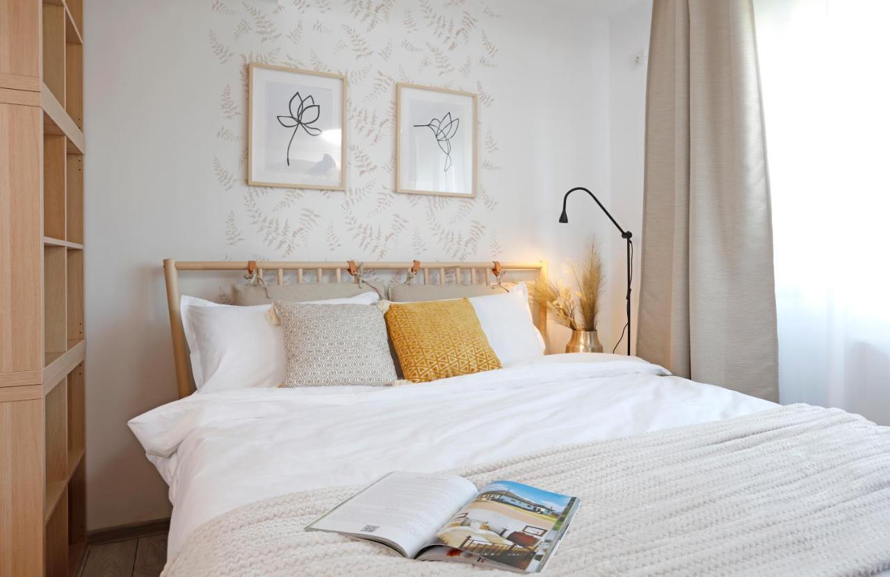 New & Cozy Studio In Ghencea + Netflix Bukares Bagian luar foto